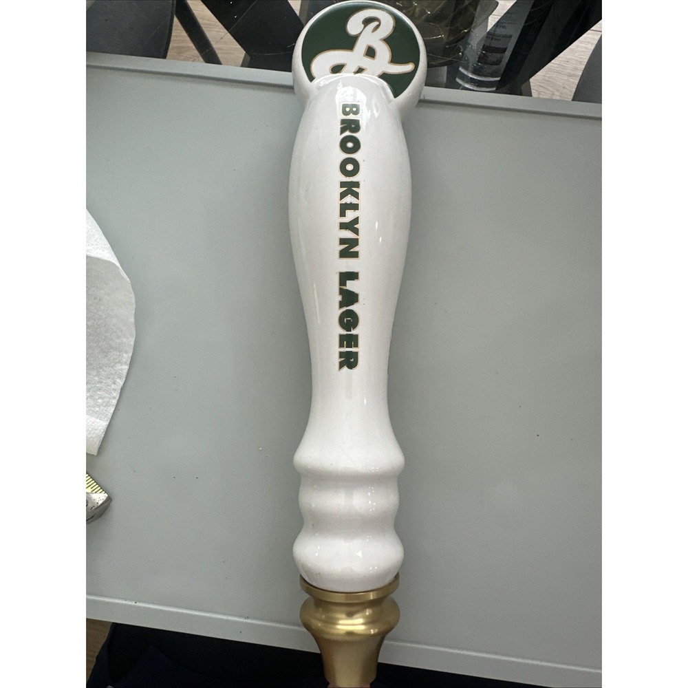 BROOKLYN - LAGER - BEER TAP HANDLE (Ceramic) NEW YORK